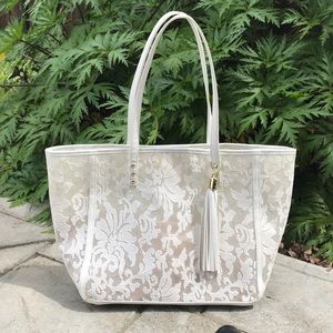 White Laced Mesh Summer Tote